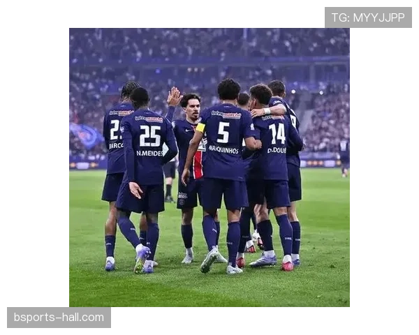 巴黎圣日耳曼巨星堆砌下的欧冠困境，豪门定位为何始终难逃“伪豪门”质疑？