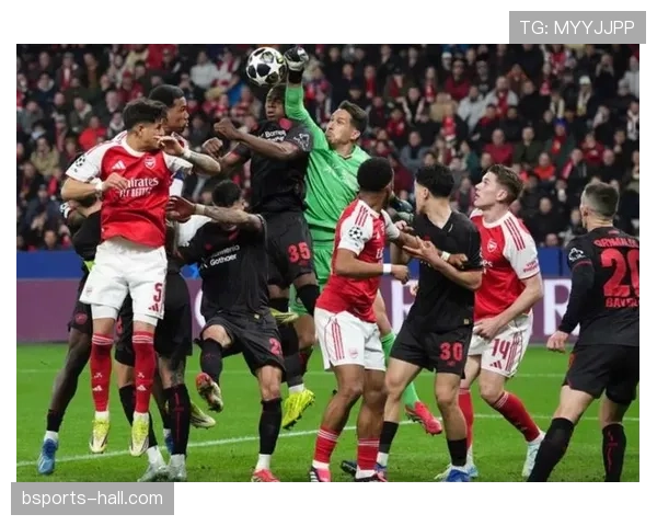 点球判罚争议背后：VAR如何左右关键时刻裁判决断