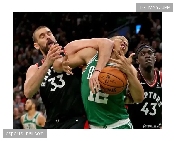 格兰特·威廉姆斯挡拆制造错位显著提升防守转换效率