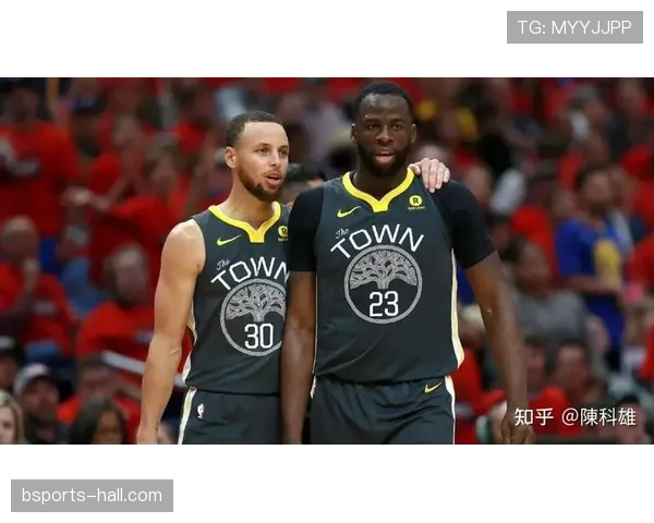 奥斯卡·罗伯特森助攻数据领先同代控卫提升球队进攻流畅度